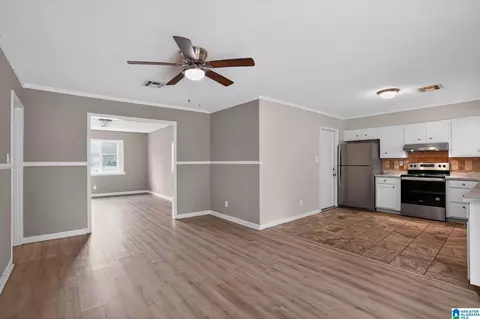 Living - 4130 Brooktree Rd, Montgomery, AL 36116 photo 7 of 8