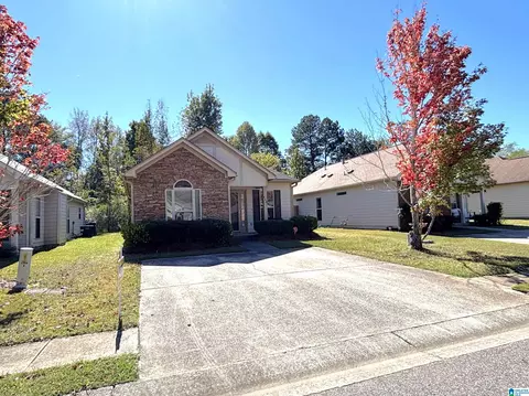 450 Fox Run Cir, Pell City, AL 35125
