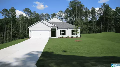 5445 Shady Maple Dr, Bessemer, AL 35022