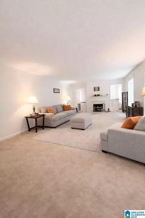 Living - 1304 Lay Dam Rd, Clanton, AL 35045 photo 2 of 2