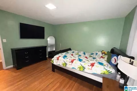 Bedroom - 1304 Lay Dam Rd, Clanton, AL 35045 photo 3 of 3