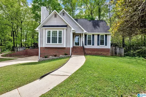 104 Comanche Cir, Alabaster, AL 35007