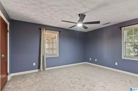Bedroom - 2013 2nd Ave N, Clanton, AL 35045 photo 2 of 9