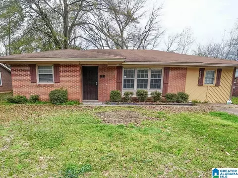 4287 Sussex Dr, Montgomery, AL 36116