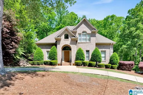 6544 Hemlock St, Trussville, AL 35173
