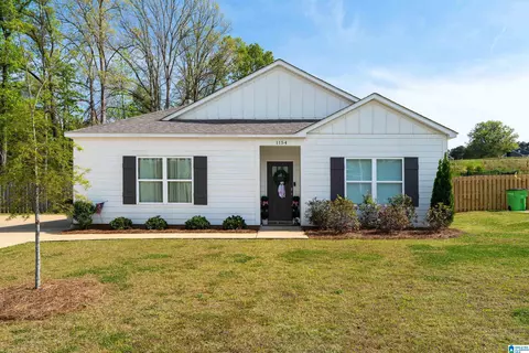 1154 Archers Trl N, Springville, AL 35146