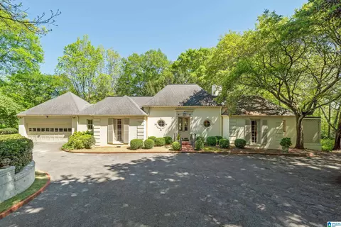 3238 Country Club Rd, Birmingham, AL 35213