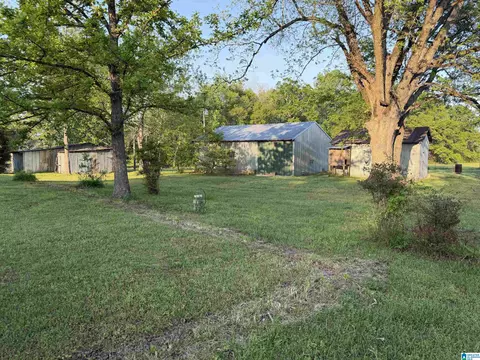 Exterior - 1625 County Road 49, Clanton, AL 35045 photo 2 of 7
