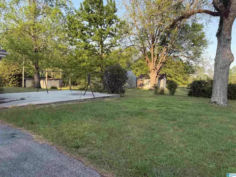 Exterior - 1625 County Road 49, Clanton, AL 35045 photo 5 of 7