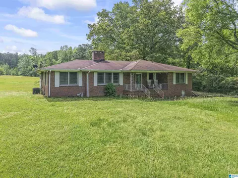 1629 Shannon Rd, Bessemer, AL 35022