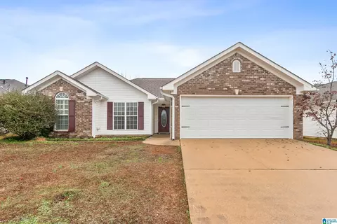 5401 Cambridge Dr, Northport, AL 35473