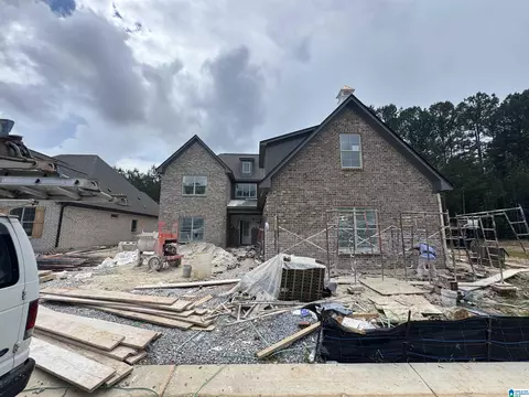 141 Glengerry Dr, Pelham, AL 35124