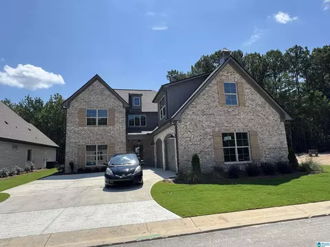 141 Glengerry Dr, Pelham, AL 35124