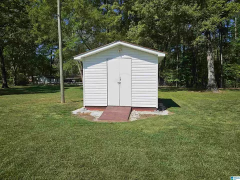 Exterior - 559 Georgia Rd, Steele, AL 35987 photo 5 of 8