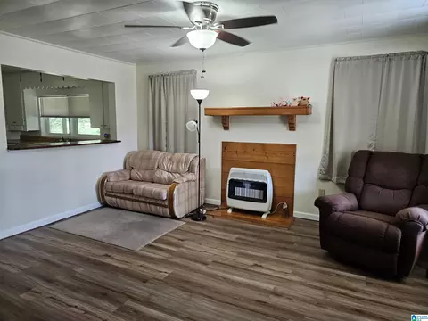 Living - 559 Georgia Rd, Steele, AL 35987 photo 2 of 3