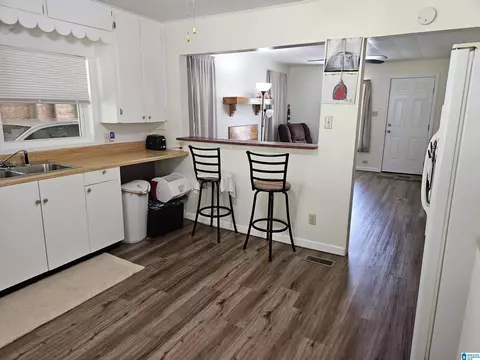 Kitchen - 559 Georgia Rd, Steele, AL 35987 photo 1 of 2