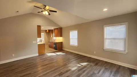 104 Cypress St, Hueytown, AL 35023