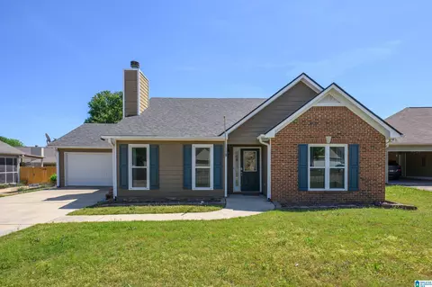 109 Sunset Ln, Calera, AL 35040
