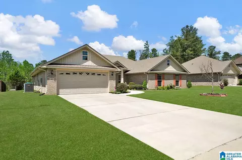 80 Lakeside Dr, Odenville, AL 35120