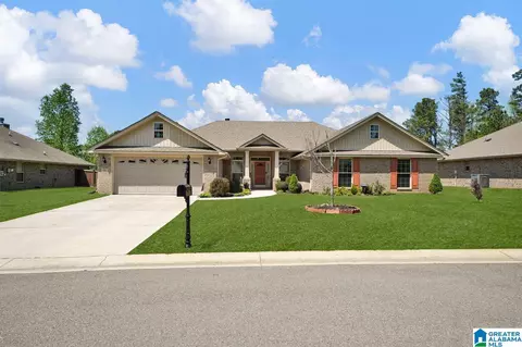 80 Lakeside Dr, Odenville, AL 35120