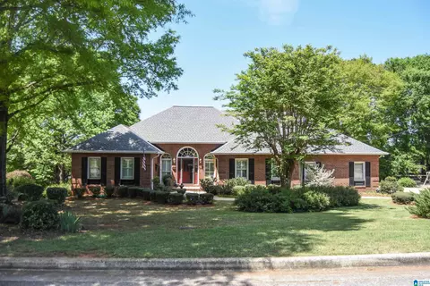 5234 Red Oak Dr, Oxford, AL 36203