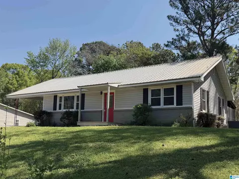 208 Piney Point Dr NW, Cullman, AL 35055