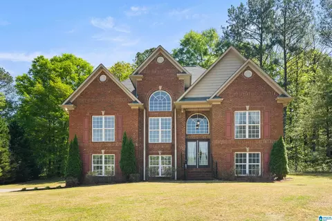 135 Biggin Cir, Pell City, AL 35125
