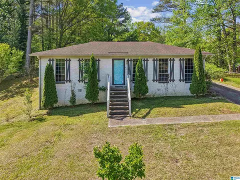 4982 Karen Ln, Adamsville, AL 35005