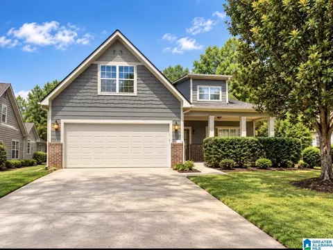 232 Nottingham Dr, Calera, AL 35040