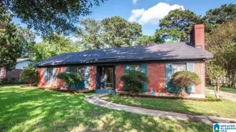 111 Truett Dr, Montgomery, AL 36105