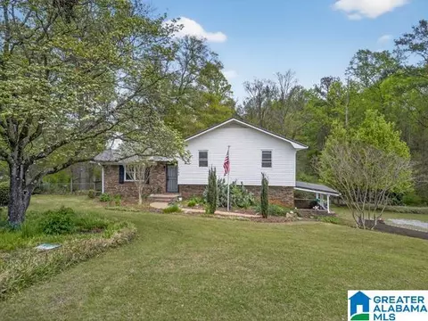 1509 Maple Dr, Weaver, AL 36277
