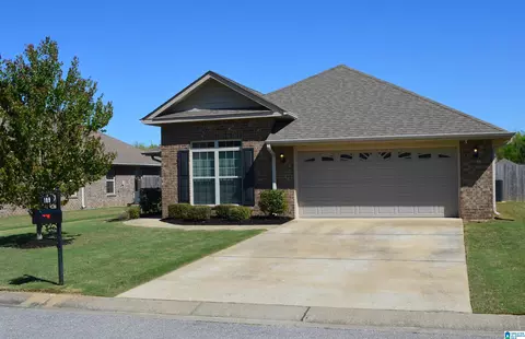 109 Grasonville Rd, Alabaster, AL 35007