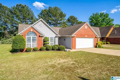 167 Pebble Dr, Alabaster, AL 35007
