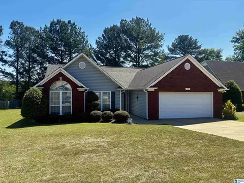 167 Pebble Dr, Alabaster, AL 35007