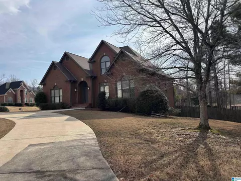 2000 Eagle Crest Ct, Birmingham, AL 35242