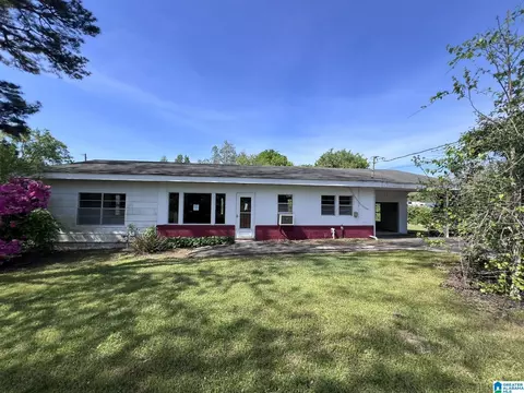 705 Ellison Ave, Clanton, AL 35045