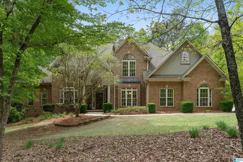 579 Eagle Pointe Ln, Pell City, AL 35128