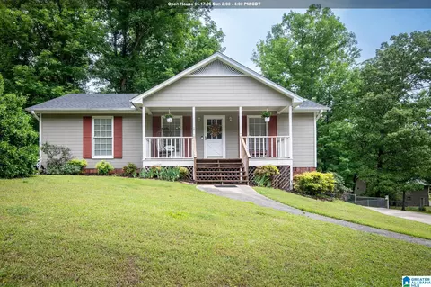 3113 Cedarbrook Ln, Trussville, AL 35173