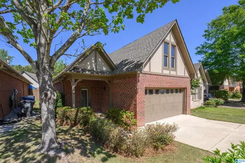 5689 Park Side Rd, Hoover, AL 35244