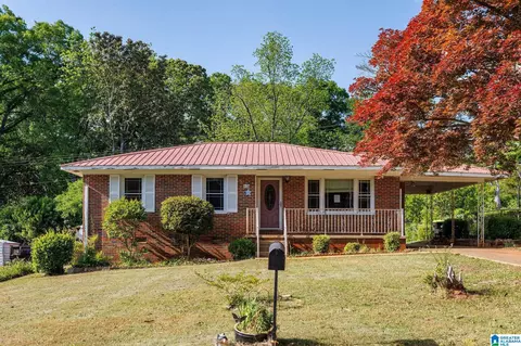 1121 Cook Dr, Sylacauga, AL 35150