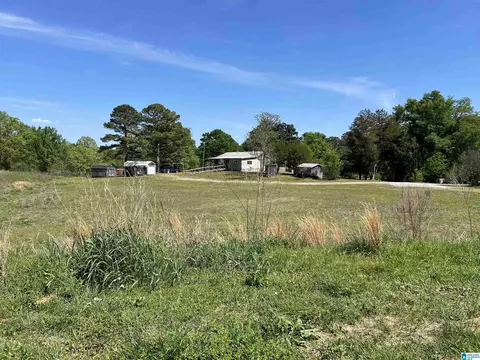 200 Fulton Rd, Columbiana, AL 35051