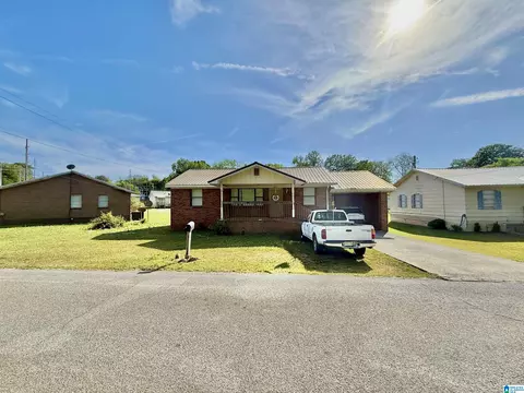 205 Noble Ave, Sylacauga, AL 35150