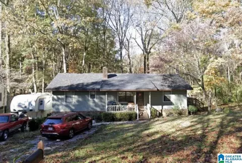 2105 Sunset Dr NW, Hartselle, AL 35640