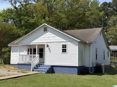 612 Alexandria Rd SW, Jacksonville, AL 36265