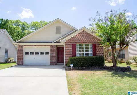 181 Carrington Ln, Calera, AL 35040