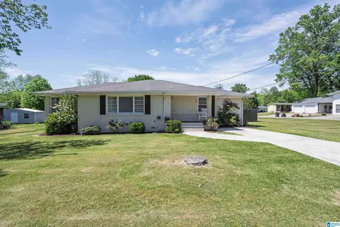 1554 Hall Ave, Gardendale, AL 35071