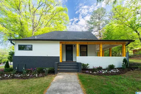 211 5th Ave NE, Carbon Hill, AL 35549