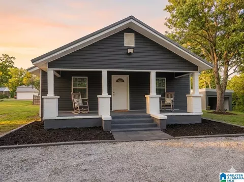 4175 Myrtle Dr, Anniston, AL 36206