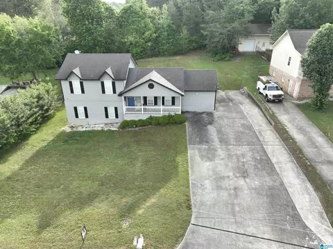 4009 Pecanwood Dr, Oxford, AL 36203