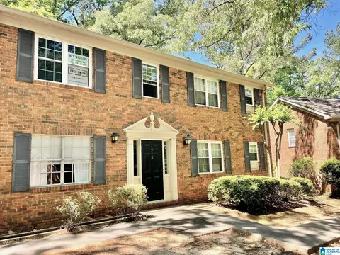 2048 Montreat Cir #C, Vestavia Hills, AL 35216